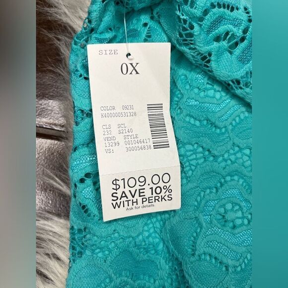 Catherine’s turquoise laced dress sz 0X - Picture 7 of 10